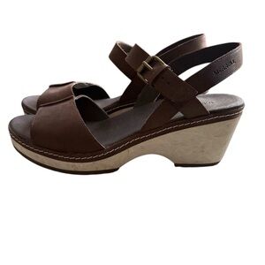 Merrell Women’s Size 11 Halendi Brown Leather Platform Sandals Buckle Strap NWOB